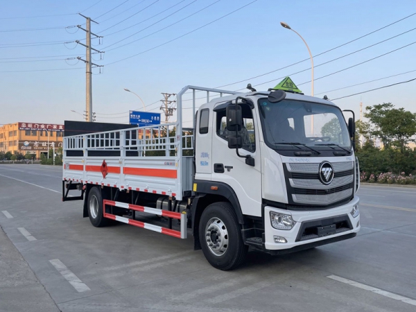氣瓶運(yùn)輸車(chē)，運(yùn)輸車(chē)廠家，楚勝汽車(chē)集團(tuán)