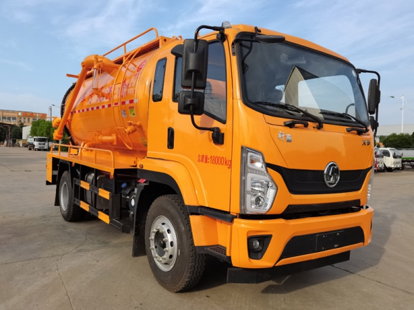 楚勝牌CSC5180GQWS6清洗吸污車