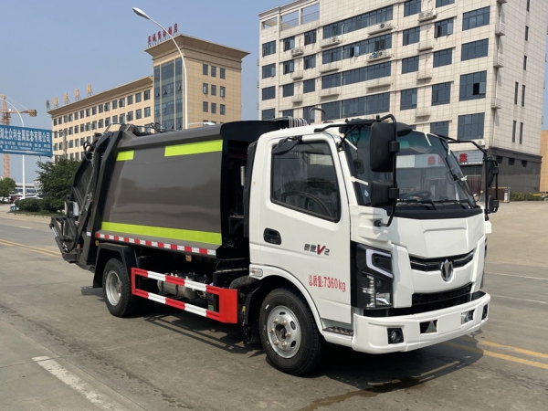 壓縮垃圾車，垃圾車，垃圾車廠家，楚勝集團(tuán)
