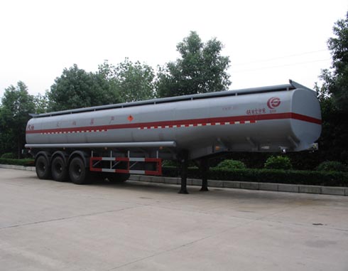 楚勝牌CSC9401GYY型運油半掛車